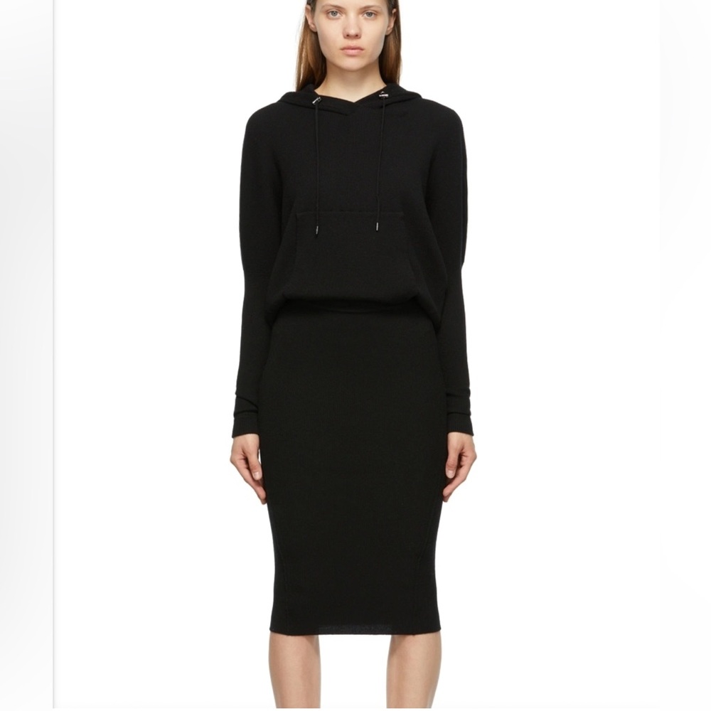 Tom Ford Black hooded ribbed knit midi dress - size S